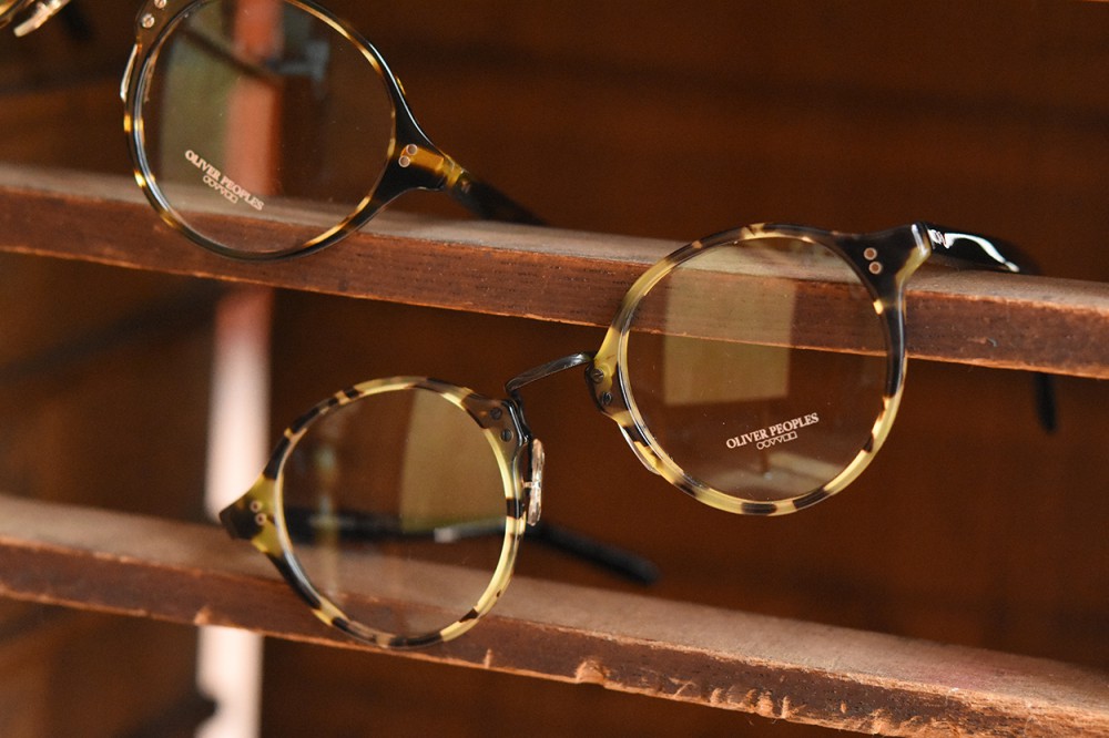 創業時のデビューコレクション復刻版入荷しています／オリバー