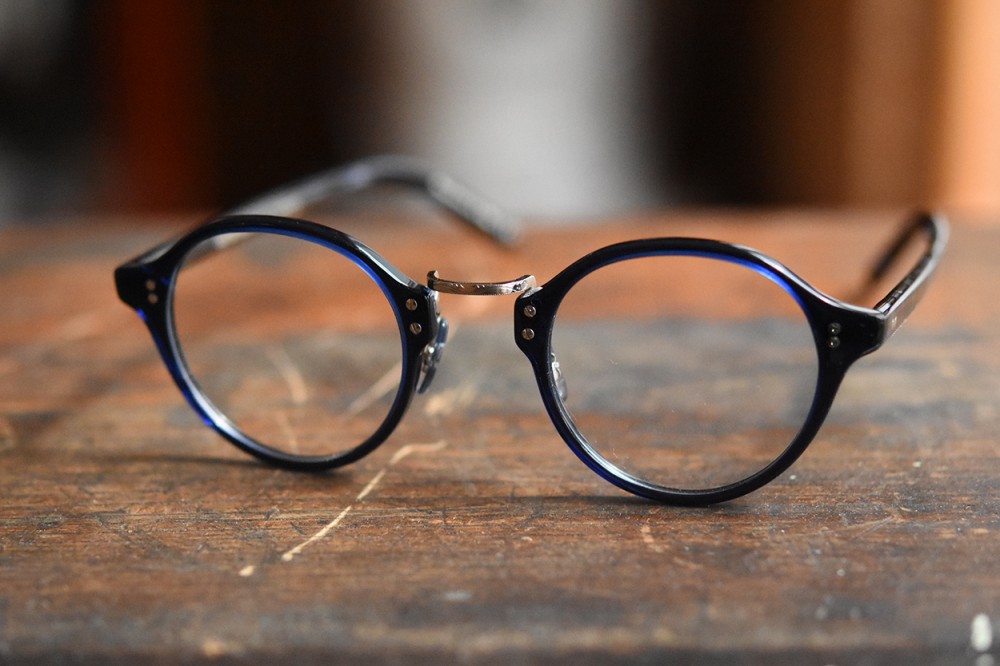 創業時のデビューコレクション復刻版入荷しています／オリバー